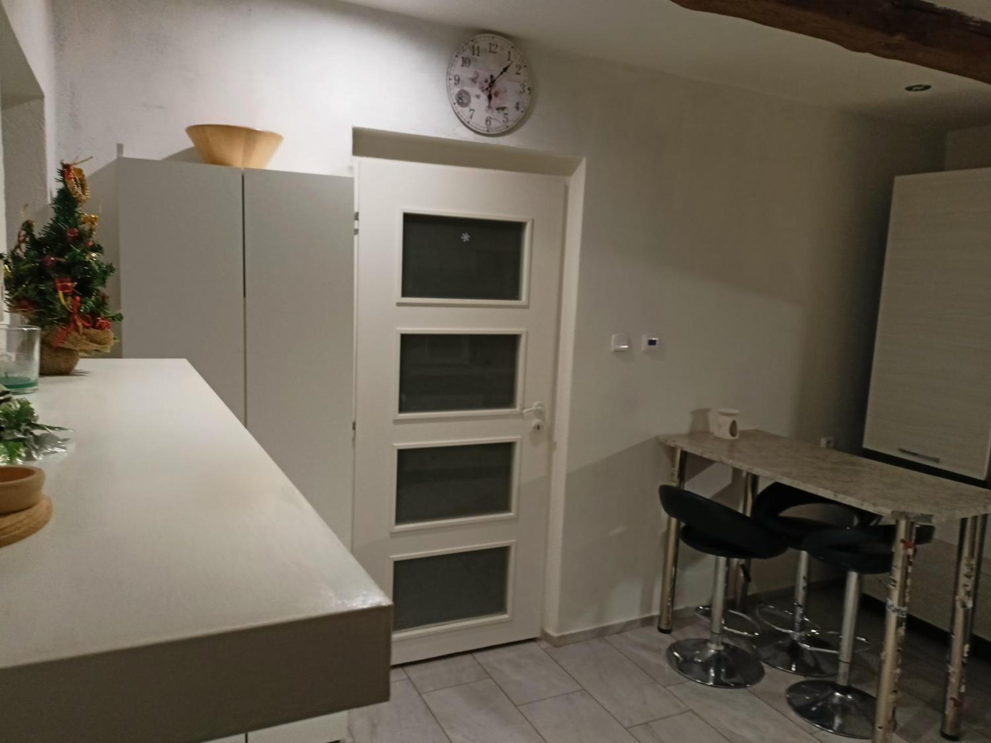 Rekreacni Dum U Elisky A Barusky Villa Krakovany Luaran gambar
