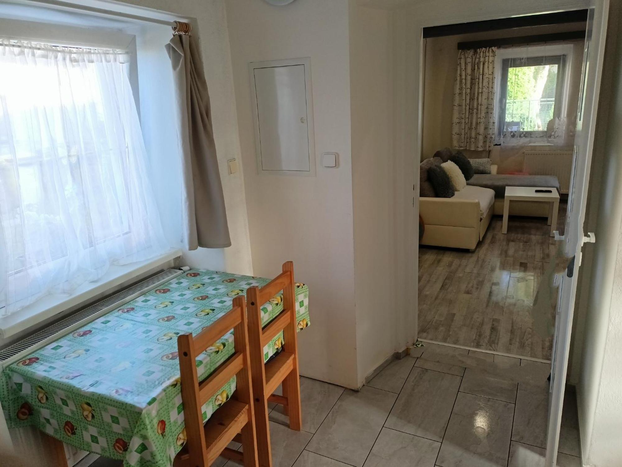 Rekreacni Dum U Elisky A Barusky Villa Krakovany Luaran gambar